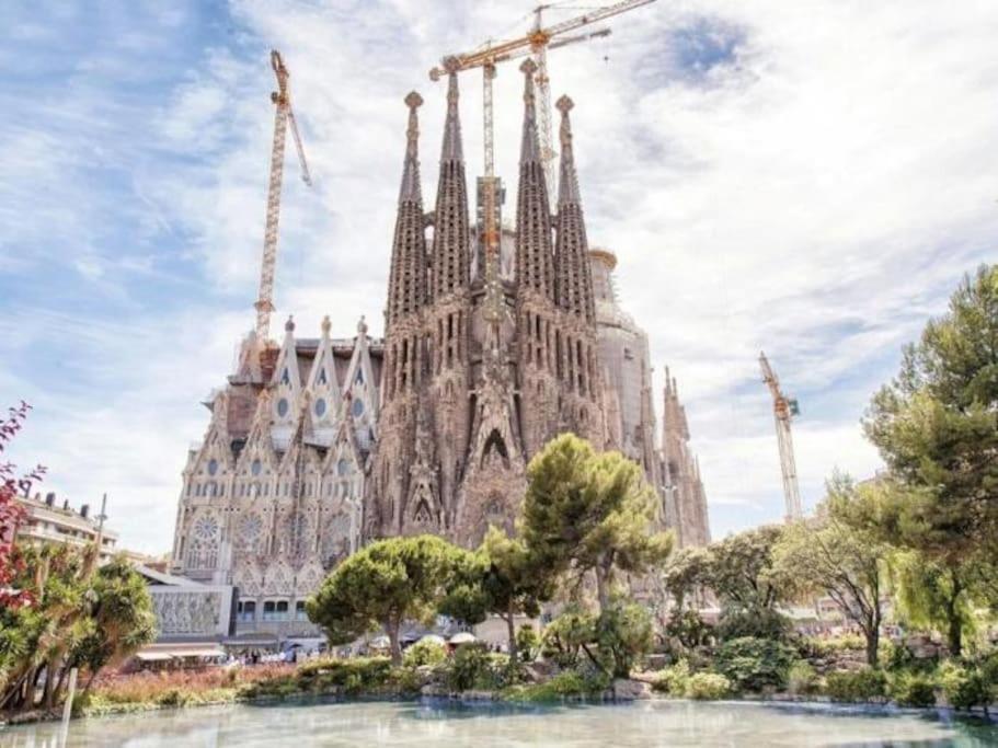 Oasis Sagrada Familia Apartment Barcelona Ngoại thất bức ảnh